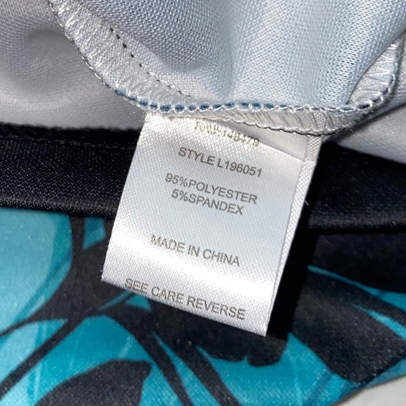 Lily by Firmiana Floral Sleeveless Dress - Picture 8 of 9